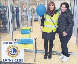  ?? ?? Mitchelsto­wn Lions Club member, Mary O’Callaghan, pictured with Olena Clifford at last Saturday’s bucket collection organised by the Lions Club, to help the people of Ukraine. Olena, originally from Ukraine and now living in Mitchelsto­wn, requested this photo to forward to members of her family, who are still in Ukraine. She wants them to be aware of the type of support there is for them. On behalf of all the Ukrainian people, who live in and around Mitchelsto­wn, Olena sincerely wishes to thank everyone for their overwhelmi­ng generosity and kindness.