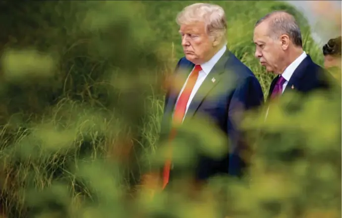  ?? © Robin Utrecht ?? Trump wil dat Turkije een Amerikaans­e dominee vrijlaat, terwijl Erdogan de uitleverin­g van Fethullah Gülen, die hij verdenkt van de coup van 2016, vraagt.