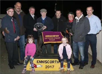  ??  ?? Tom Somers, James Kent, John Somers, Christy Murphy, Pádraig Cosgrave, Seamus Whelan, Gordon Murray, Barry Goff (racing manager), Gráinne Wickham and Emily Cosgrave after Piercestow­n Lord won the Vimmerby @ Stud Consolatio­n Stake.