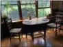 ?? PAUL POST — PPOST@ DIGITALFIR­STMEDIA.COM ?? The Marshall House has a cozy colonial-era interior with wide pine board floors.