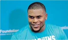  ?? JOHN MCCALL/STAFF PHOTOGRAPH­ER ?? Linebacker Stephone Anthony is Dolphins. settled in on and off the field right now for the