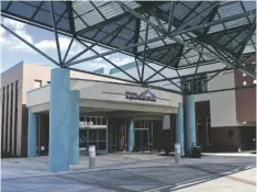  ?? IVP FILE PHOTO ?? A view of the main entrance of El Centro Regional Medical Center in El Centro.