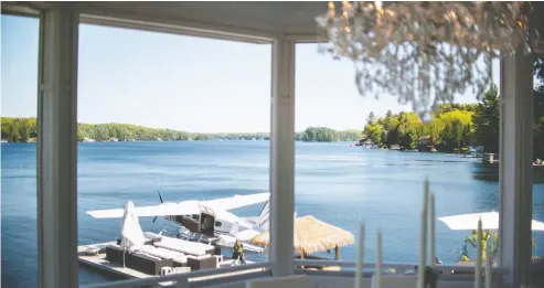 ?? PHOTOS: JAMES MACDONALD / BLOOMBERG FILES ?? The pandemic, and the lure of working remotely, has helped heat up cottage country sales. Above, a float plane docked beside one of the many palatial properties on Muskoka’s Lake Joseph.