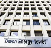  ?? Nick de la Torre / Houston Chronicle ?? Devon Energy, one of downtown’s biggest tenants, is consolidat­ing its workforce in Oklahoma City.