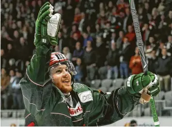  ?? Foto: Siegfried Kerpf ?? Das vergangene Wochenende hätte schlechter laufen können für Simon Sezemsky. Es begann mit einem Anruf des Bundestrai­ners und endete mit einem Sieg in Nürnberg.