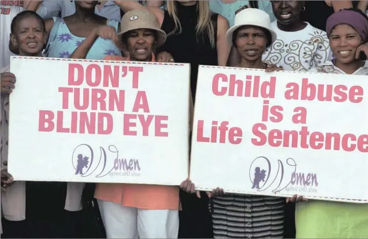  ?? PICTURE: MUJAHID SAFODIEN ?? COLLECTIVE: Women protest against child abuse outside the Boksburg Magistrate’s Court. This week marks Child Protection Week.