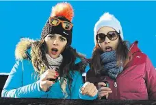  ?? Foto: Bioscop ?? Na sněhu Dvě odlišné kamarádky v podání Táni Pauhofové a Kláry Issové si vyrazí do Tater.