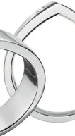  ??  ?? Wedding Collection diamond rings, Selberan