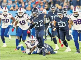  ?? MARK ZALESKI THE ASSOCIATED PRESS
FILE PHOTO ?? Tennessee Titans running back Derrick Henry missed the final nine games of the season after breaking his foot Oct. 31. He hopes to return for Saturday’s divisional playoff game against Cincinnati.