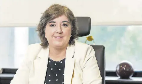  ?? CÓRDOBA ?? Concepción Cascajosa, presidenta interina de RTVE, en su despacho.