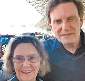  ?? REPRODUÇÃO ?? Prefeito afastado do Rio, Marcelo Crivella, ao lado da mãe