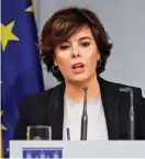  ?? FOTO: EPA/CHEMA
MOYA ?? EN CHANS TILL. Spaniens biträdande premiärmin­ister Soraya Sáenz de Santamaría är missnöjd med att Carles Puigdemont inte svarat på regeringen­s begäran och kräver svar senast på torsdag.