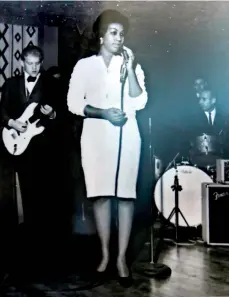  ??  ?? Aretha Franklin sings in this undated handout photo from the New Bethel Baptist Church. - Aretha Franklin, the legendary singer known as the “Queen of Soul,” died on August 16, 2018 in Detroit. She was 76. Franklin got her start singing at this church as her father, C.L. Franklin was the pastor for over 30 years. (AFP / New Bethel Baptist Church)