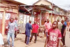  ??  ?? Outside view of Abakpa Main Market, Abakiliki with some sealed shops by the state government.