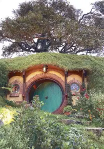  ?? Photos by JOANNE RAE RAMIREZ ?? Bilbo Baggins’ house in Hobbiton.