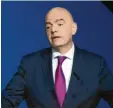  ?? Foto: dpa ?? Fifa-Chef Gianni Infantino fordert „harte Maßnahmen“.