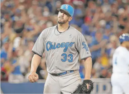  ?? | GETTY IMAGES ?? James Shields got two quick outs in the sixth inning before giving up a two- run homer to RussellMar­tin that tied the score.