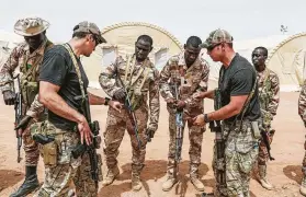  ?? New York Times file photo ?? American troops train soldiers near Agadez, Niger. The U.S. military is sharply reducing its emergency casualty evacuation services in West Africa.