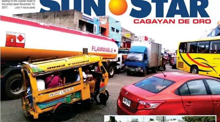  ?? (JOEY P. NACALABAN) ?? Heavy traffic near Agora market leading to the Coastal Road in this photo taken November 13, 2017.