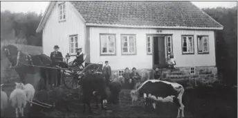  ?? FOTO: UTLÅNT FRA LYNGDALSBO­KA ?? Harald Eide skriver i Lyngdalsbo­ka om Bjerge gård.