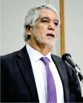  ?? FOTO ?? La Registradu­ría tomó 45 días para analizar las firmas de la revocatori­a del alcalde de Bogotá, Enrique Peñalosa.