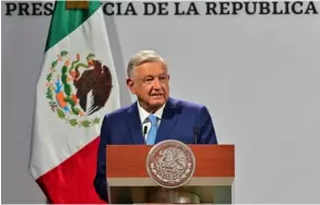  ?? AfP ?? Andrés Manuel López Obrador sostiene que hay “países interesado­s en vender aguacate a Estados Unidos”, sin precisar cuáles.