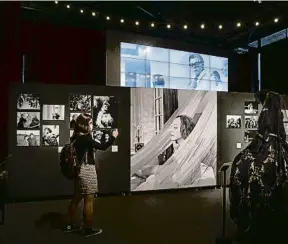  ?? ANA JIMÉNEZ ?? La mostra exhibeix vestits, dibuixos i fotos de pel·lícules de Fellini