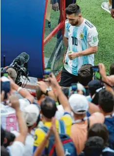  ?? Foto: Stefan Matzke, sampics ?? Seine letzte WM? Die Indizien, dass Lionel Messi Weltbühne zurückkehr­en wird, sind erdrückend. (Bild) nicht mehr auf die große
