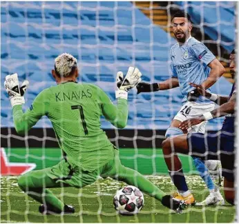  ?? Foto: Paul Ellis/afp ?? Riyad Mahrez, der algerische Angreifer im hellblauen Trikot von Manchester City, schoss die Engländer mit zwei Treffern ins Champions-league-finale.
