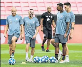  ?? FOTO: GETTY IMAGES ?? Robben, Ribéry, Boateng y Süle, entrenando ayer en el estadio Da Luz