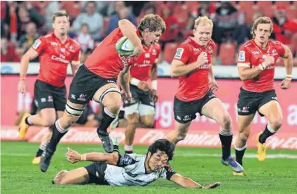  ??  ?? Speed: The Lions’ Kwagga Smith plays a fast, technical game. Photo: Lee Warren/ Gallo Images/ Getty Images