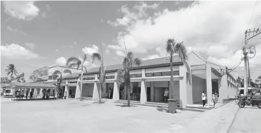 Bago City’s Ma-ao public market inaugurate­d - PressReader