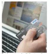  ?? FOTO RR ?? Betalen met een kredietkaa­rt wordt door de meeste Belgen niet als een vorm van krediet beschouwd.