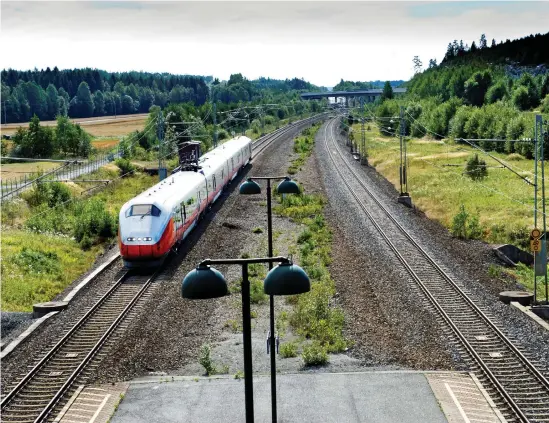  ?? Bild: Lasse Edwartz ?? Mycket snack om dubbelspår mellan Oslo och Göteborg har det varit i decennier. Men nu sätter Bengt Rydhed vid Trafikverk­et ner foten och talar om att Dalsland gäller framför Bohuslän.