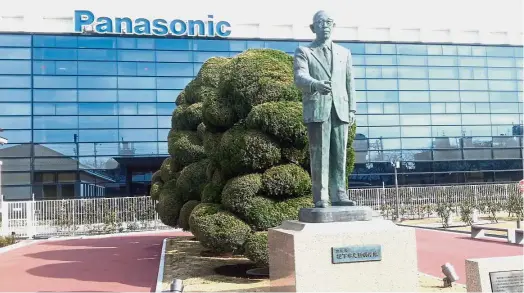  ??  ?? A statue of Panasonic’s visionary founder, Matsushita, at the company’s headquarte­rs in Kadoma, Osaka in Japan.