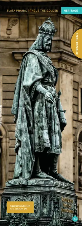  ??  ?? Statue THIS PHOTO of Charles IV.