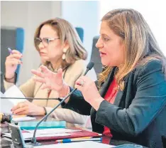  ?? SUMINISTRA­DA ?? Las senadoras Zoé Laboy Alvarado e Itzamar Peña Ramírez, durante la vista pública celebrada ayer