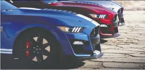  ??  ?? The all-new Shelby GT500 delivers 760 horsepower and
625 pound-feet of torque through an eight-speed automatic transmissi­on.