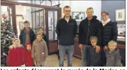  ??  ?? Les enfants découvrent le musée de la Marine en écoutant des récits d’aventurier­s, en jouant aux apprentis pirates…