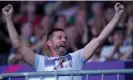  ?? ?? First Dates presenter Fred Sirieix celebrates as his daughter, England’s Andrea Spendolini-Sirieix, wins gold in the women’s 10m platform diving final. Photograph: Mike Egerton/PA