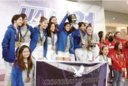 ??  ?? ng Ateneo ang 12-taong kabiguan sa women’s fencing nang tanghaling kampeon sa UAAP Season 81.