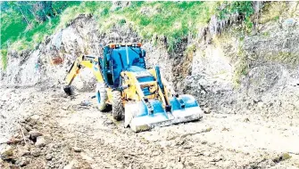  ?? Fotos: Archivo y Cortesía / La Opinión ?? 11 municipios de Norte de Santander presentan alerta por probabilid­ades de deslizamie­ntos de tierra./