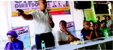  ?? TERESA ELLERA PHOTO ?? SOME of the senatorial bets of opposition's “Otso Diretso” hold a dialogue with reperesent­atives of different sectors in Bacolod City yesterday.