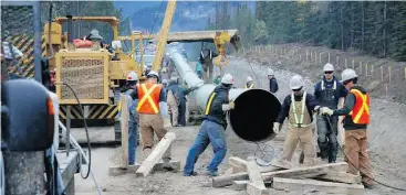  ?? KINDER MORGAN CANADA AND EVRAZ FILES ?? Preparator­y work began last year on the Trans Mountain pipeline expansion.