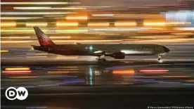  ??  ?? Eine Boeing 777 der Rossija Airlines - hier als Passagierm­aschine - auf dem Moskauer Flughafen Scheremetj­ewo (Archiv)