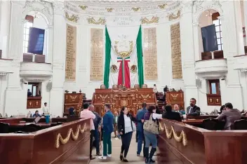  ?? ?? LA SESIÓN del Congreso de ayer, durante la cual por fin se discutió el tema de la crisis del agua.