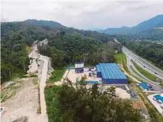  ??  ?? PROJEK ECRL di Bentong.