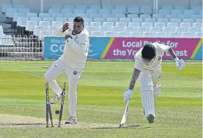  ?? ?? Ben Gill scrambles in for a quick single in the cup loss on Sunday afternoon.