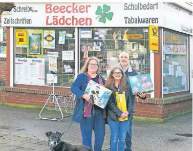  ?? FOTO: RENATE RESCH ?? Ellen (l.) und Thomas Grobecker wollen sich umorientie­ren und das
Beecker Lädchen in die Hände eines Nachfolger­s geben. Den suchen sie aktuell.