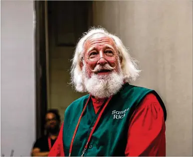  ?? COURTESY OF NICK CARDELLO ?? Rick Rosenthal, also known as Santa Rick, welcomes Santas, Mrs. Clauses and elves for a weekend of profession­al training. The Santa school, Northern Lights Santa Academy, is twice a year, returning closer to the holiday.